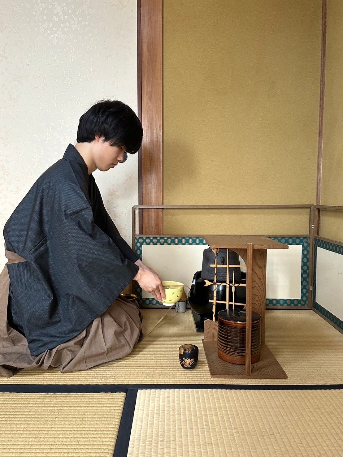 出張茶道のようす