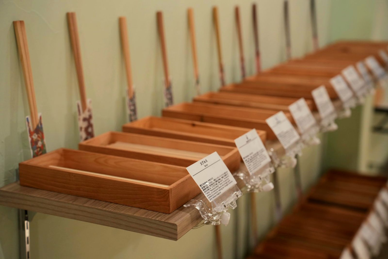 30 types of wood in chopstick making osaka
